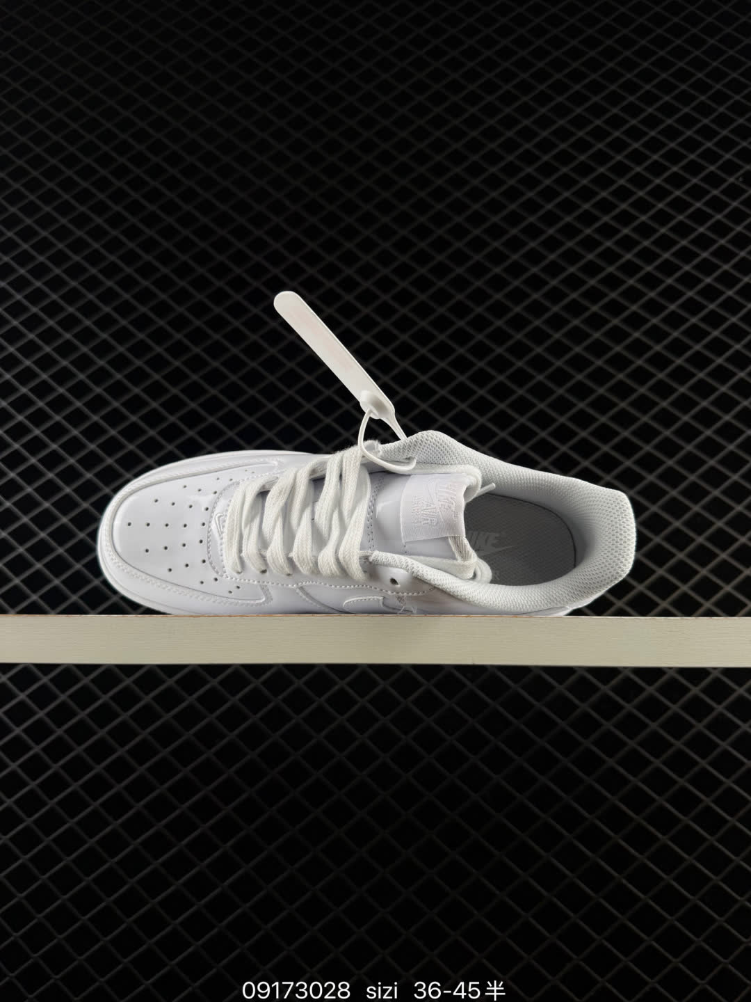 Nike AIR FORCE 1-lV2857-100